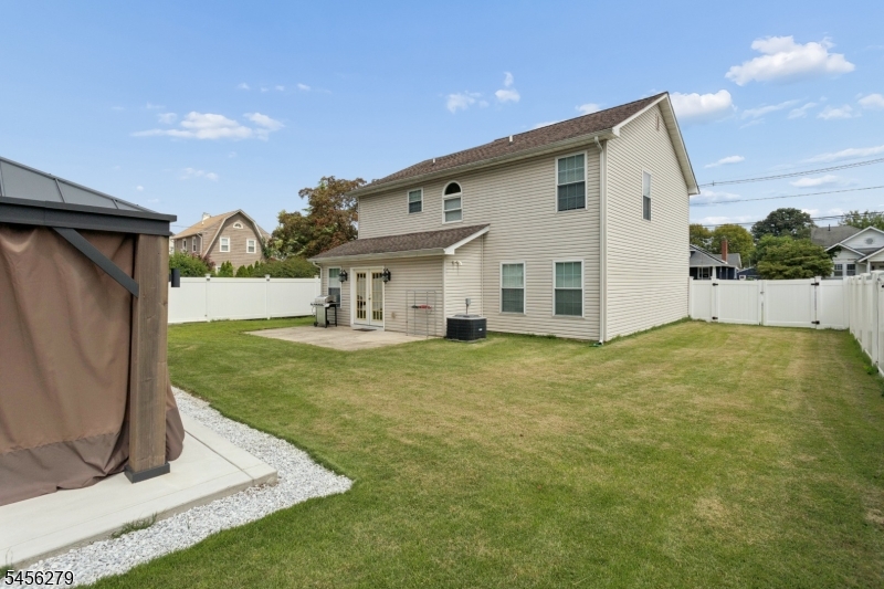 531 Manor Rd Property Photo 19