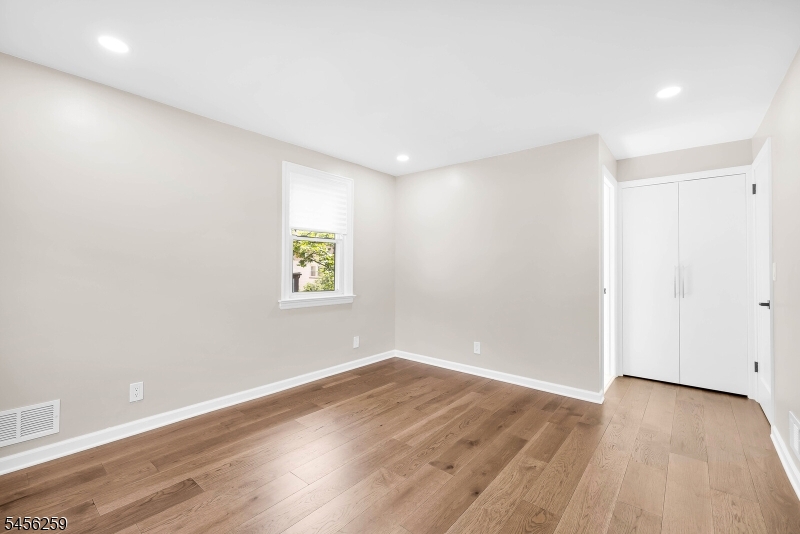 12 Renner Ave Property Photo 23