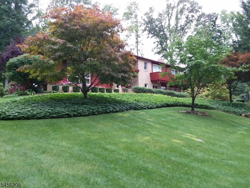 5 Agnes Ln Property Photo 5