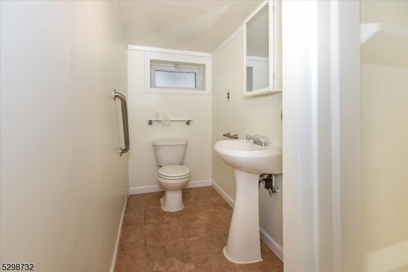 19 Field Rd Property Photo 22