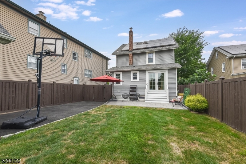 19 Field Rd Property Photo 27