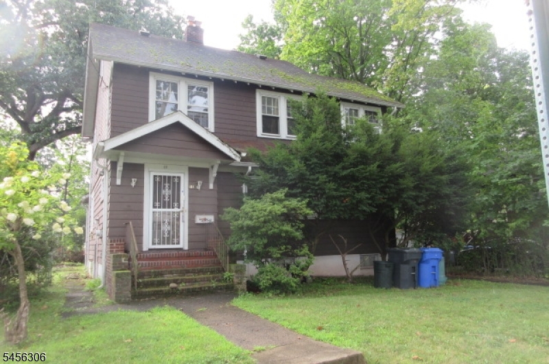 11 Belmont St Property Photo 2