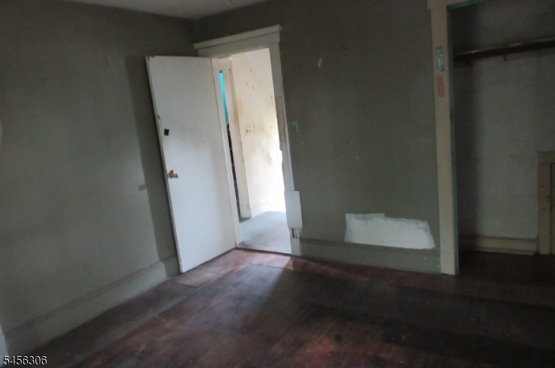 11 Belmont St Property Photo 11