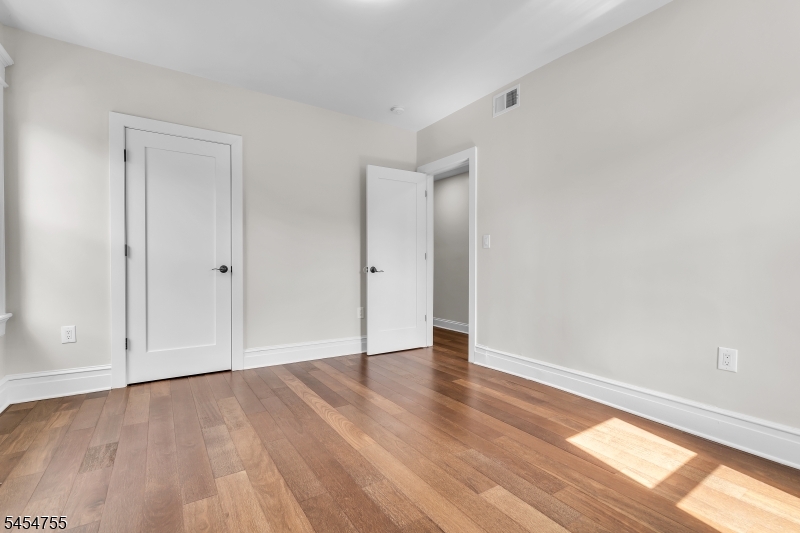 398 Hillside Ave Property Photo 17