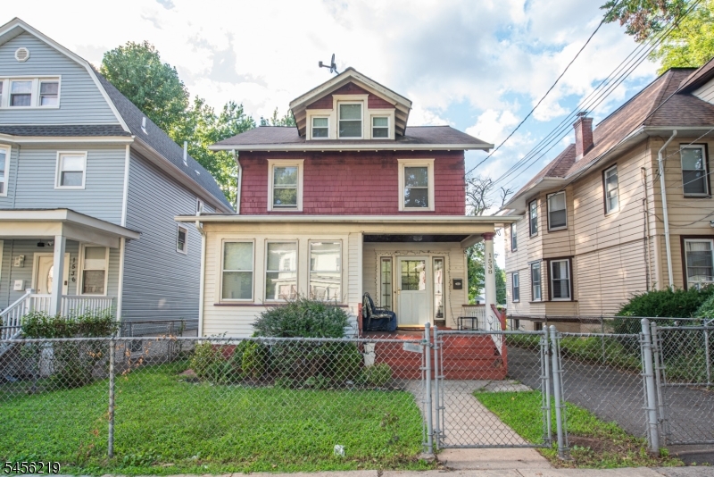 1538 Munn Ave Property Photo 2