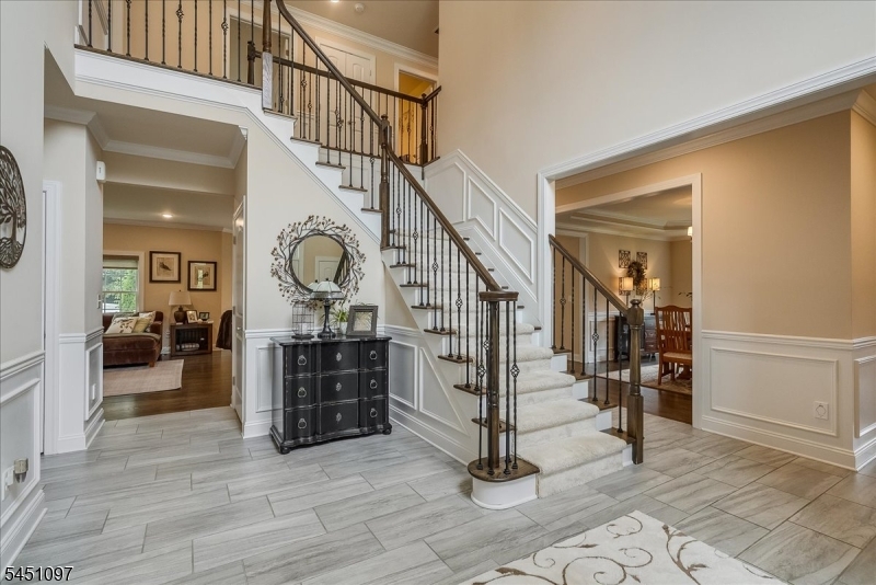 6 Jared Pl Property Photo 3