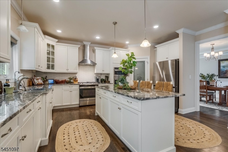 6 Jared Pl Property Photo 11