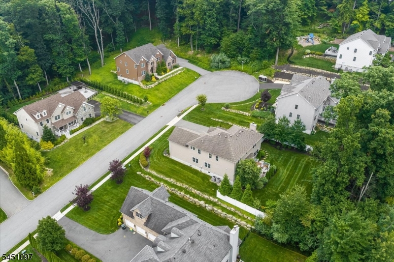 6 Jared Pl Property Photo 34