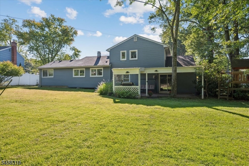 151 Birch St Property Photo 36