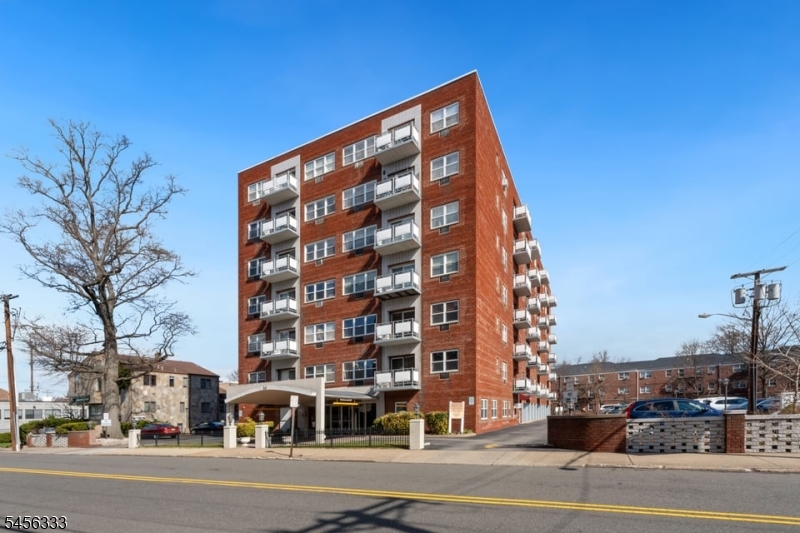 20 Jefferson St A8 Property Photo 15