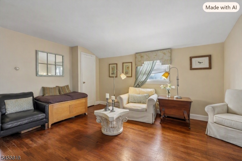 15 Parmelee Ave Property Photo 19