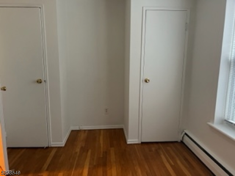 123 Milligan Pl B Property Photo 2