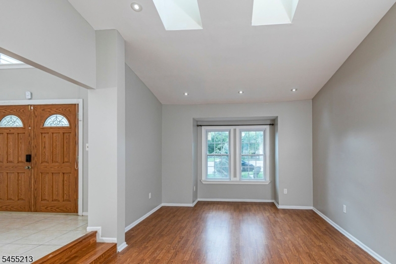 9 Chipwood Ln Property Photo 6