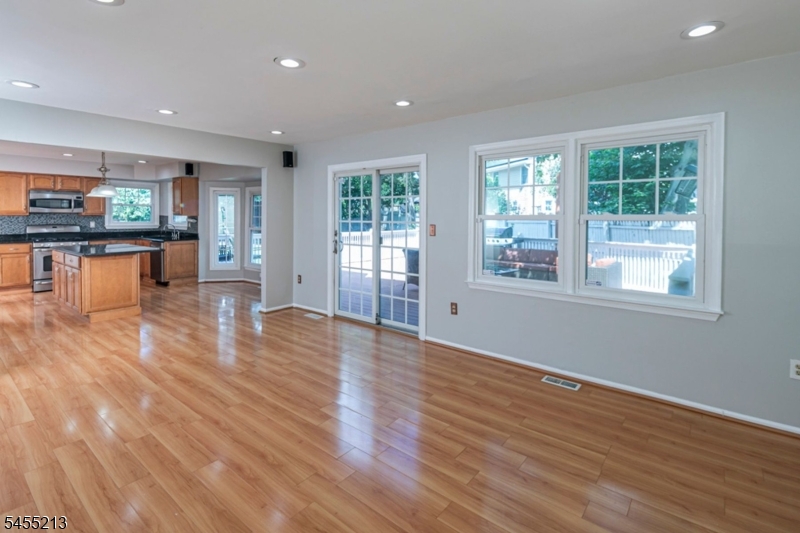 9 Chipwood Ln Property Photo 17