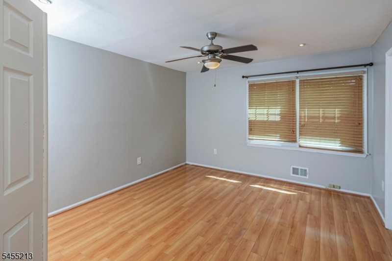 9 Chipwood Ln Property Photo 20