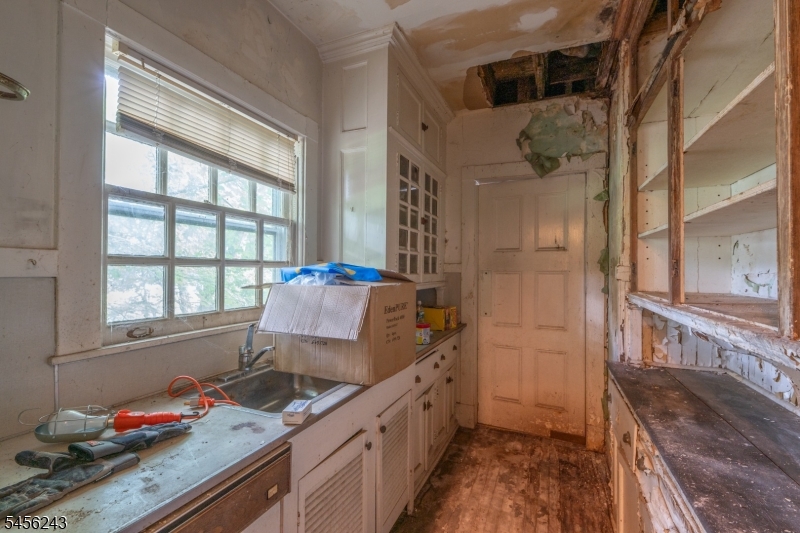 436 Stelle Ave Property Photo 8