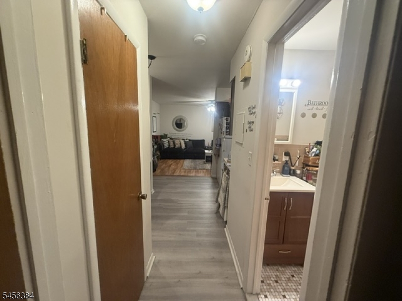 279 Chestnut St 10 Property Photo 8