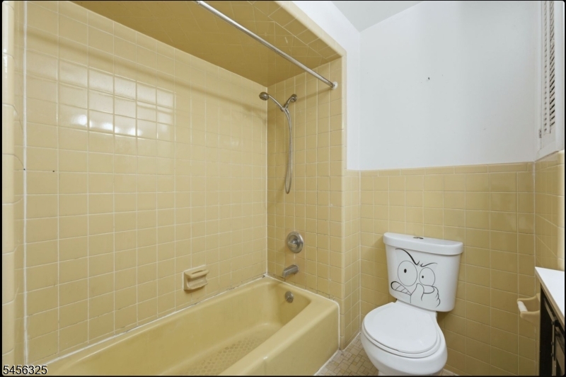 220 Inslee Pl Property Photo 10