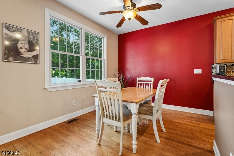 3204 Kickapoo Ave Property Photo 6