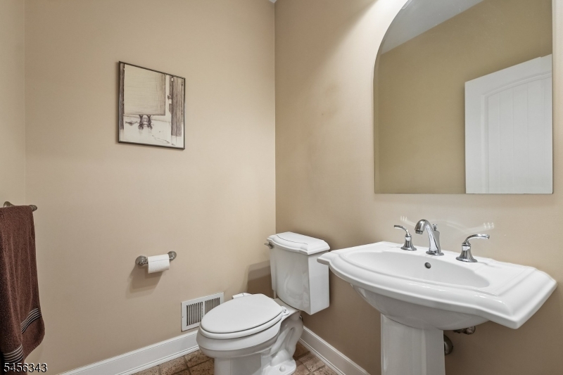 3204 Kickapoo Ave Property Photo 15