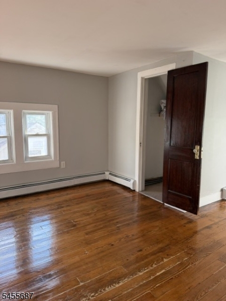 1007 W 8th St Property Photo 15
