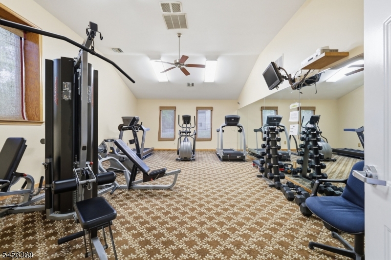 10 Oriole Ter Property Photo 25