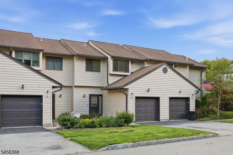 10 Oriole Ter Property Photo 28