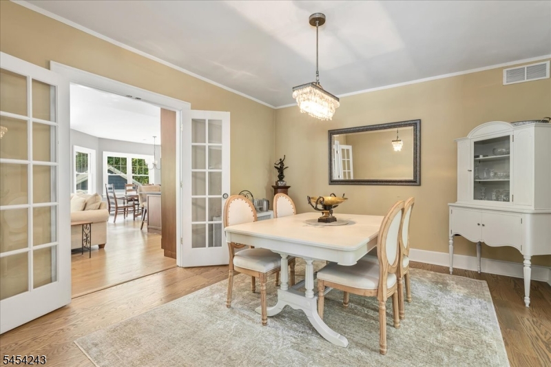 8 Doering Way Property Photo 8
