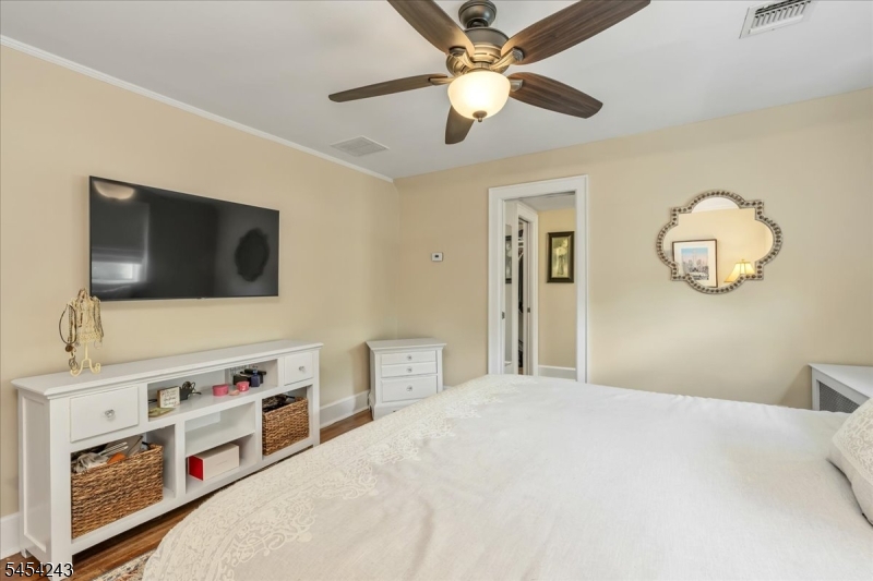 8 Doering Way Property Photo 22