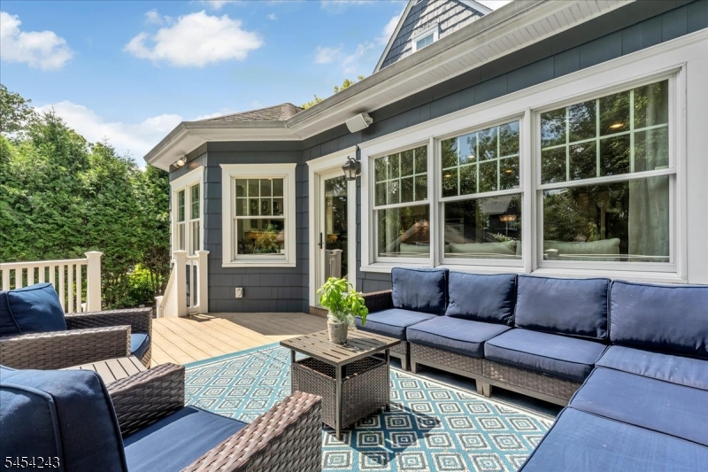 8 Doering Way Property Photo 34