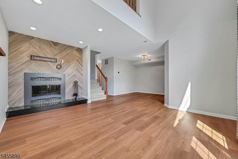 31 Academy Court Property Photo 4