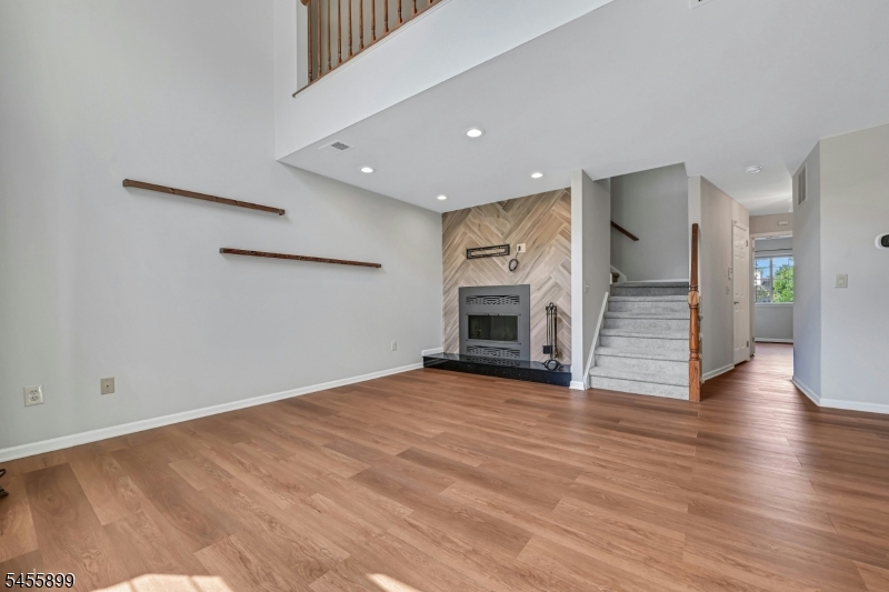 31 Academy Court Property Photo 6