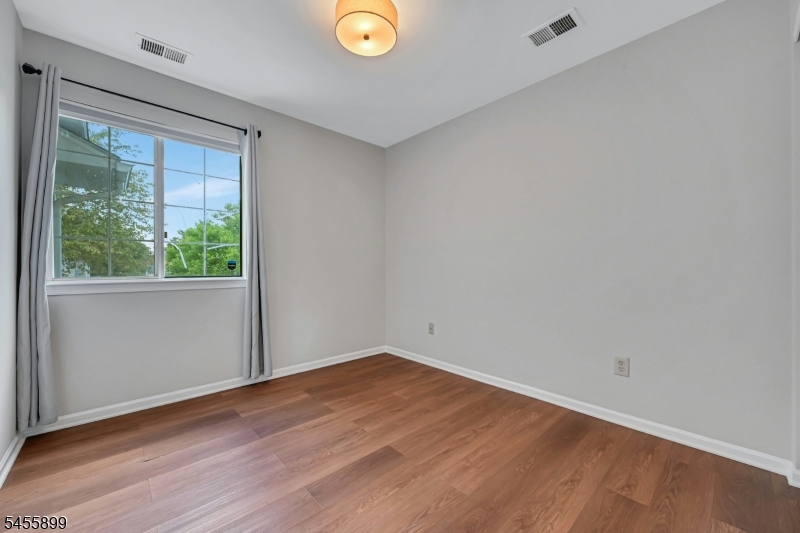31 Academy Court Property Photo 12