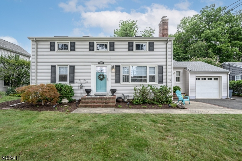 1201 Rahway Ave Property Photo 1