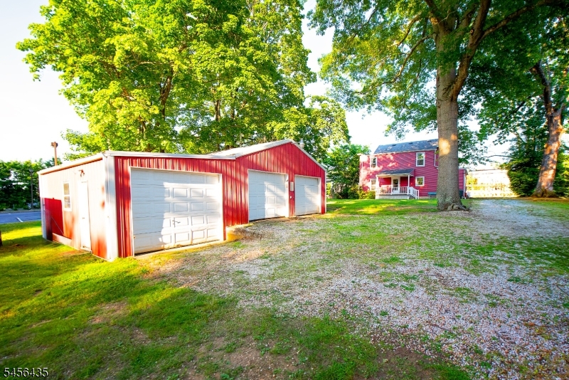 23 N Main St Property Photo 7