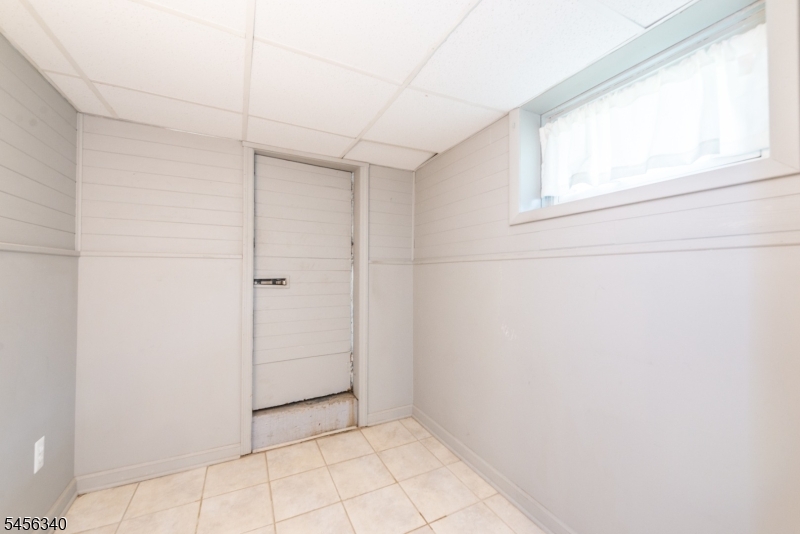 116 Fairview Ave Property Photo 18