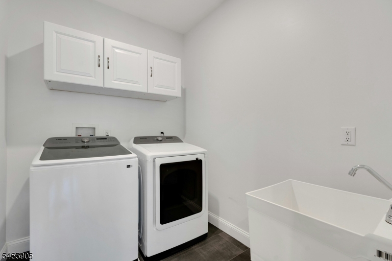 21 Kuntz Ave Property Photo 34