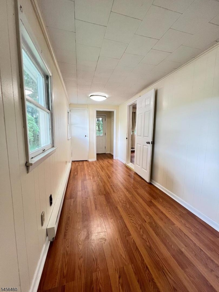285 Rutherford Ave Property Photo 3