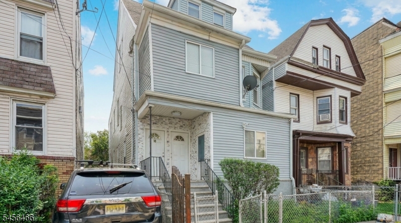 18 Eliis Ave Property Photo 1