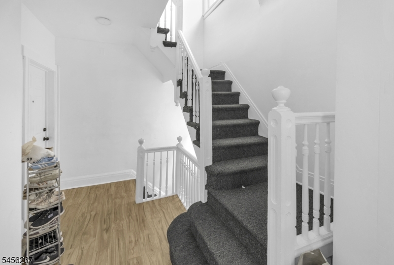 233 S Clinton St Property Photo 37