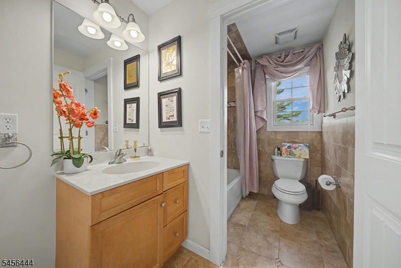 66 Upper Hibernia Rd Property Photo 32