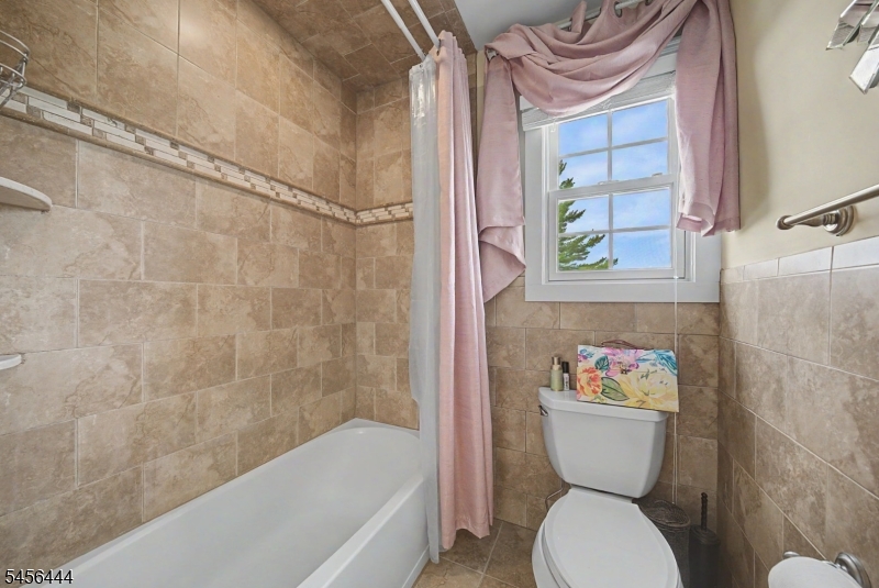 66 Upper Hibernia Rd Property Photo 33