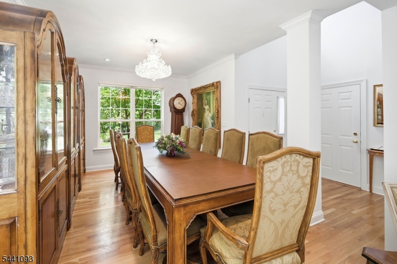 2 Stone Ridge Ct Property Photo 3