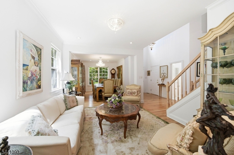 2 Stone Ridge Ct Property Photo 8