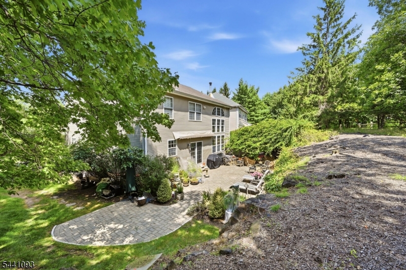 2 Stone Ridge Ct Property Photo 40