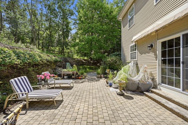 2 Stone Ridge Ct Property Photo 42