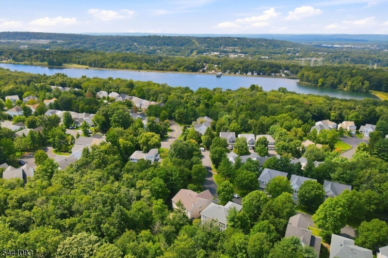 2 Stone Ridge Ct Property Photo 46