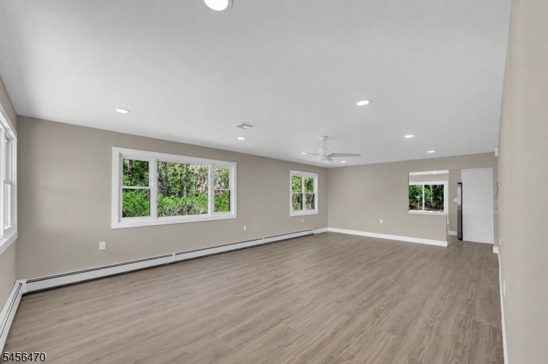 47 Doral Dr Property Photo 4