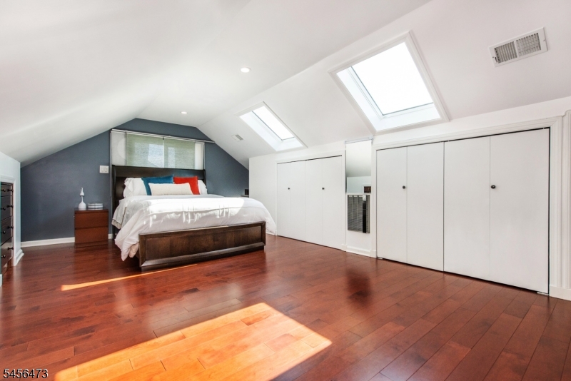 24 Lennon Pl Property Photo 15