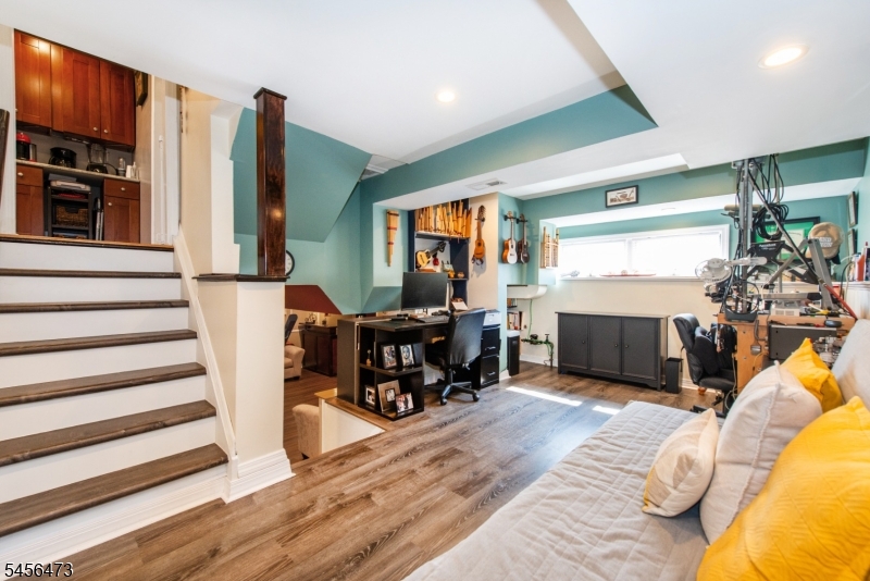 24 Lennon Pl Property Photo 18